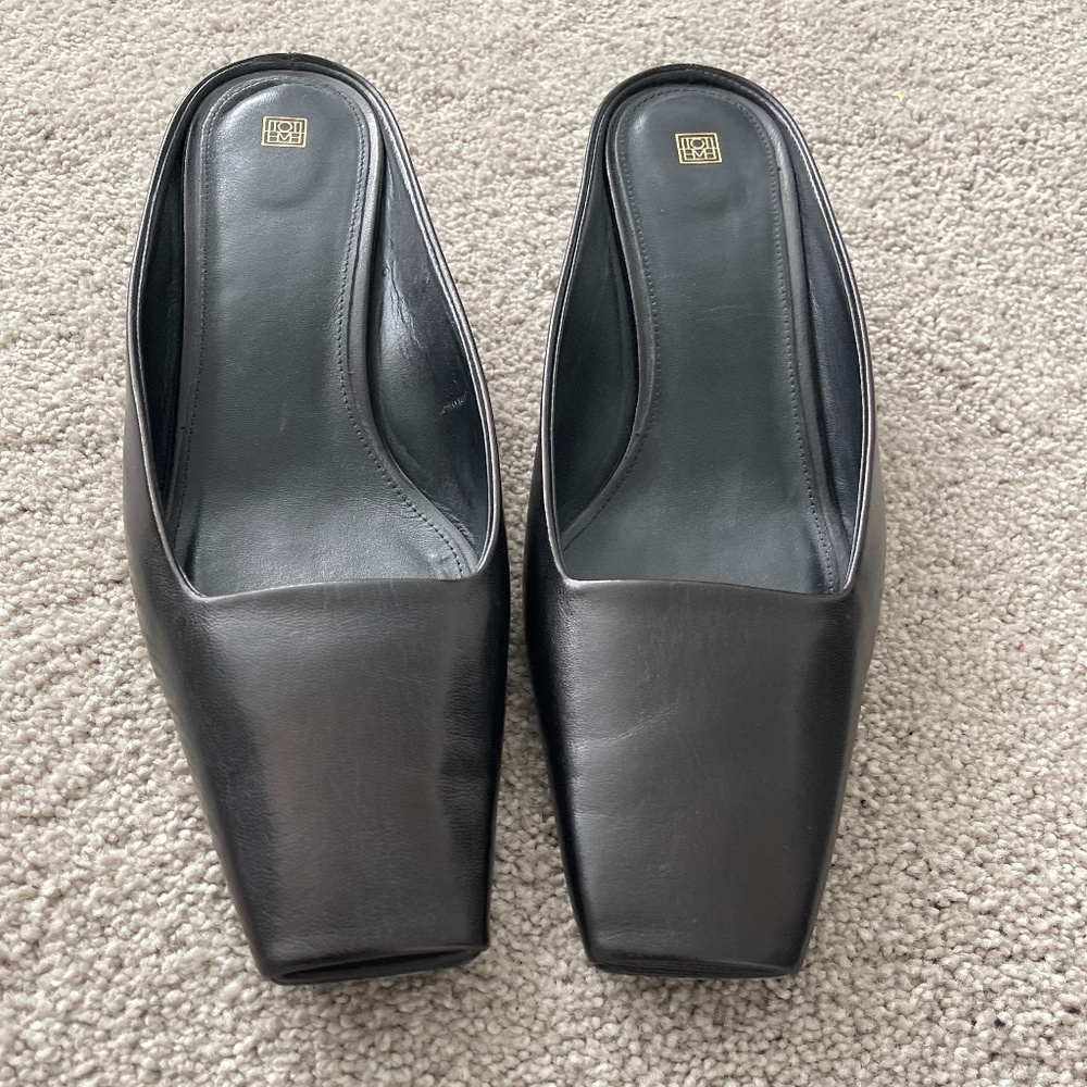 Toteme Black Leather Heels
